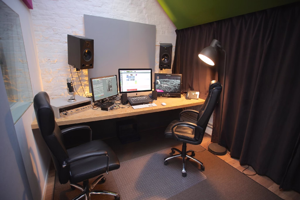 cellule son studio post-production Bruxelles ADN Studio