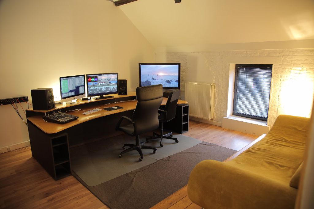 salle-de-montage-studio-post-production-bruxelles-ADN-Studio-3-3